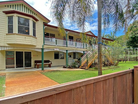 ALLA MARE - Accommodation Gladstone 1