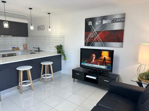 Allure Apartments - Central - Accommodation Gladstone 2