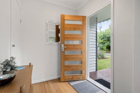 Alpine View Cottage - Accommodation Gladstone 2