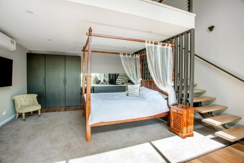Altitude221 - Accommodation Gladstone 3