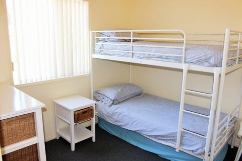Alton Seas 67 Hargreaves Rd Middleton - No Linen Included - Accommodation Gladstone 3