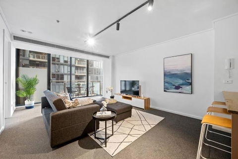 Amaya-Modern Southbank Living-Close To Crown & Yarra River - Accommodation Gladstone 3