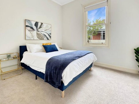 Amazing Albert Park - Accommodation Gladstone 3