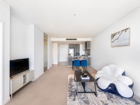 Amazing Cityview Glamourous 2BR Apt W Parkpool - Accommodation Gladstone 1