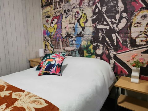 Amazing Studio Apartment Front Flinders Station - Accommodation Gladstone 0