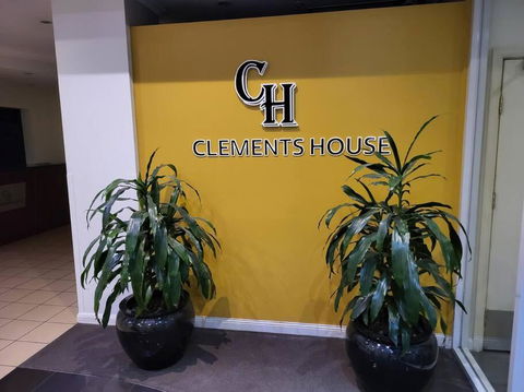 Amazing Studio Apartment Front Flinders Station - Accommodation Gladstone 1