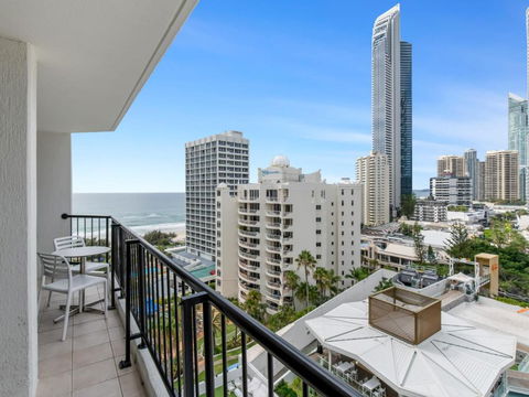 Amazing Suite With Beach Views At Prime Location - Accommodation Gladstone 0