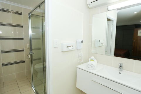 Amber Lodge Motel - Accommodation Gladstone 4