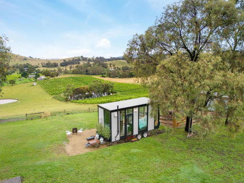 An Unforgettable View By Tiny Away - Accommodation Gladstone 0