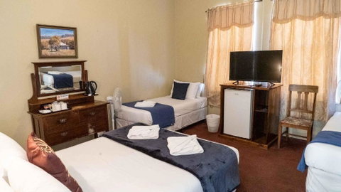 Anchorage Seafront Hotel - Accommodation Gladstone 3