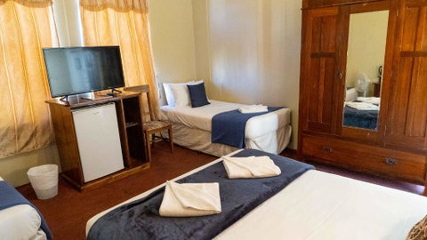 Anchorage Seafront Hotel - Accommodation Gladstone 4