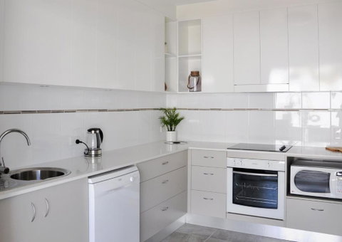 Angelwaters - Accommodation Gladstone 1