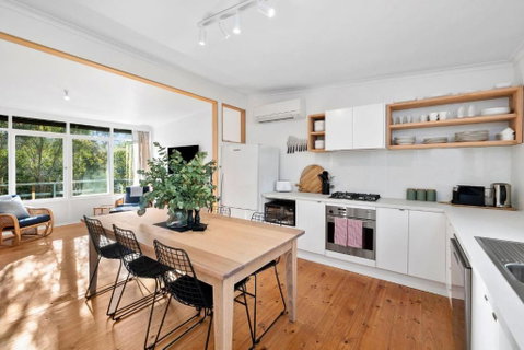 Anglesea Beach House 2 - Accommodation Gladstone 0