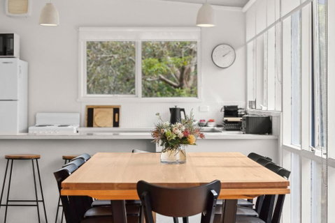 Anglesea Beach Retreat - Accommodation Gladstone 0