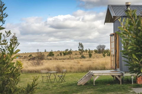Altitude - A Tiny House Experience In A Goat Farm By Tiny Away - Accommodation Gladstone 3