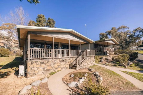 Alpine Activity Centre - Accommodation Gladstone 0