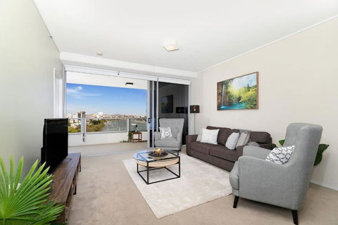 Amazing River View - 3 Bedroom Apartment - Brisbane CBD - Netflix - Fast Wifi - Carpark - Accommodation Gladstone 3