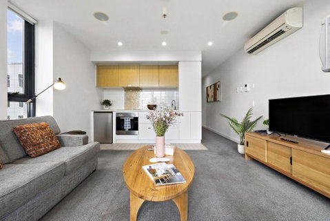 Aster - The Metropolitan Hideaway - Accommodation Gladstone 3