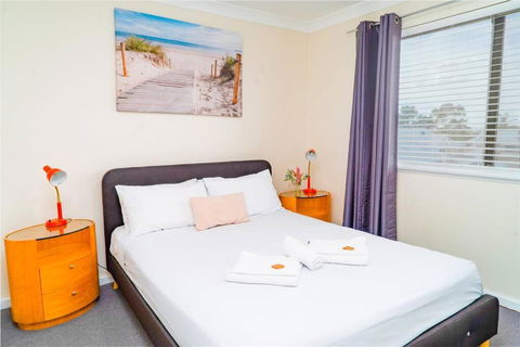 Apartment 12 - Accommodation Gladstone 2