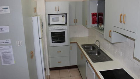 Apartment In Paradise - Accommodation Gladstone 2