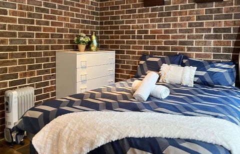 Apartment On The Hill - Accommodation Gladstone 1