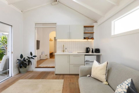 Apollo Studio - Accommodation Gladstone 0