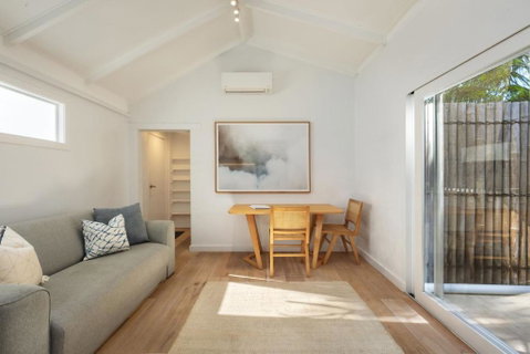 Apollo Studio - Accommodation Gladstone 1