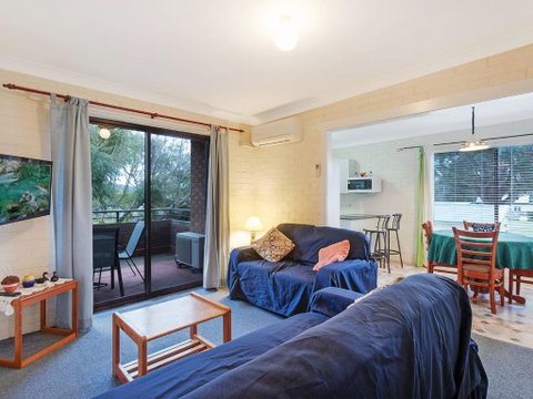 Apollo Unit 23 First Floor - Accommodation Gladstone 0