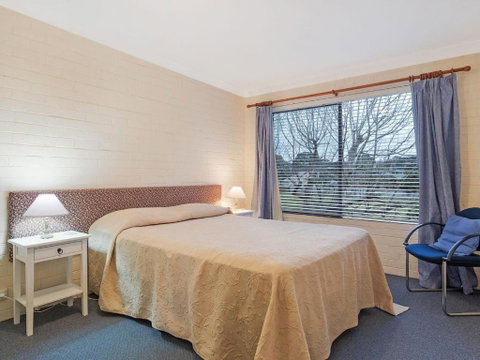 Apollo Unit 23 First Floor - Accommodation Gladstone 4