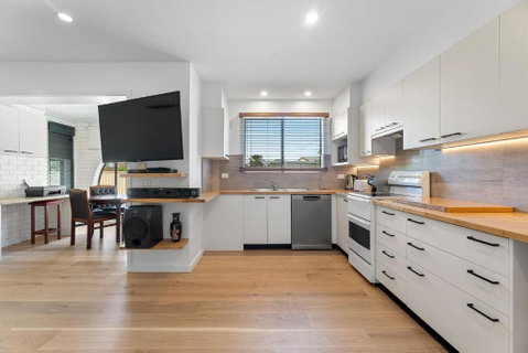 Apollo Unit 4 - Ground Floor - Block A - Accommodation Gladstone 4