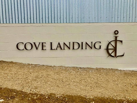 Apt02-The SS James Comrie - Accommodation Gladstone 3