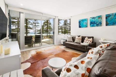 Aqua Blu - Prized Position - Accommodation Gladstone 0