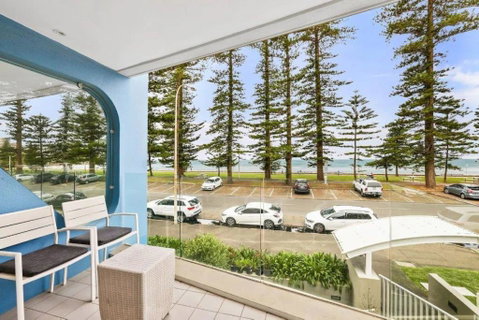 Aqua Blu - Prized Position - Accommodation Gladstone 1