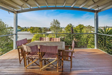 Aqua Vista - Accommodation Gladstone 0