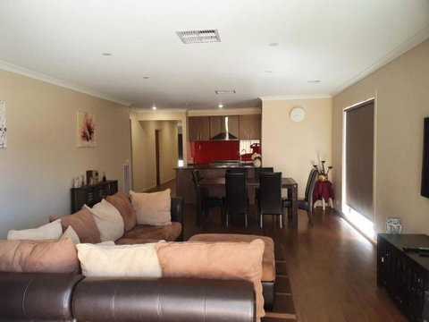 Ararat - Accommodation Gladstone 0