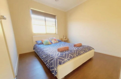 Ararat - Accommodation Gladstone 4
