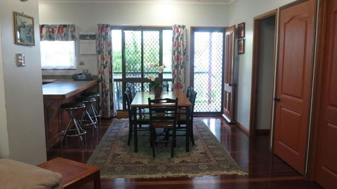 Arcadia Gardens - Accommodation Gladstone 4