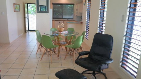 Arcadia Villa 3 - Accommodation Gladstone 3