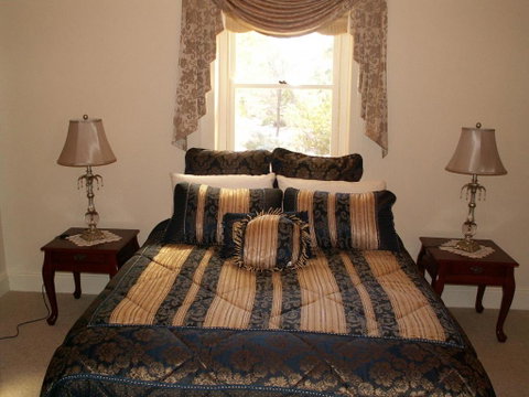 Archery Road Estate - Accommodation Gladstone 3