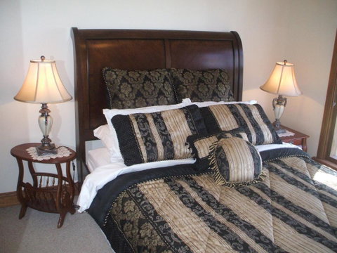 Archery Road Estate - Accommodation Gladstone 4