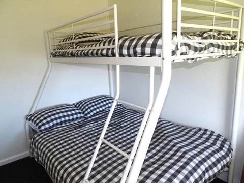 Ardy House - Accommodation Gladstone 3