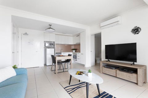 Aspect Caloundra - Accommodation Gladstone 2