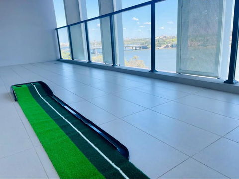 Astonishing Waterview Condo With Pool, Parking - Accommodation Gladstone 4