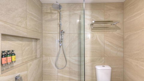 Atherton Apartments - Accommodation Gladstone 2