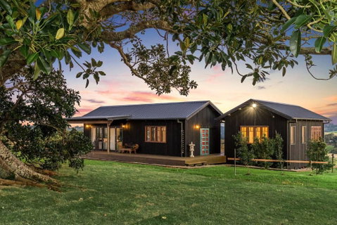 Aurora House - Accommodation Gladstone 1
