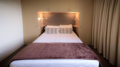 Aussie Resort - Accommodation Gladstone 3