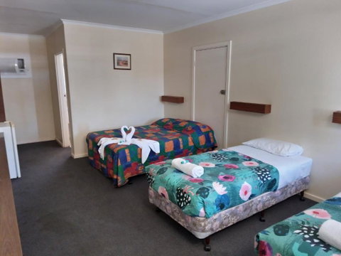 Austral Inn - Accommodation Gladstone 2