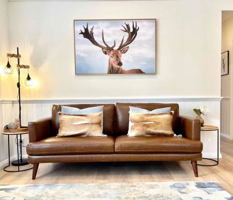 Autumn Beauty - Alpine Cottage 5 - Accommodation Gladstone 2