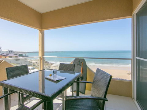 Avalon 3 - Accommodation Gladstone 1