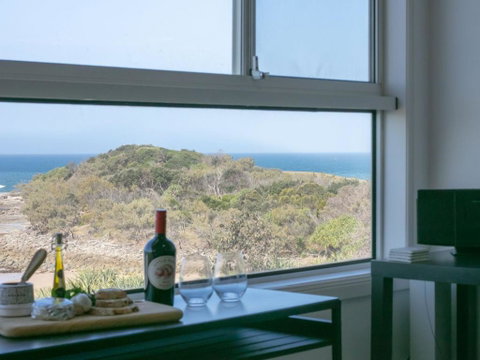 Avalon 3 - Accommodation Gladstone 2